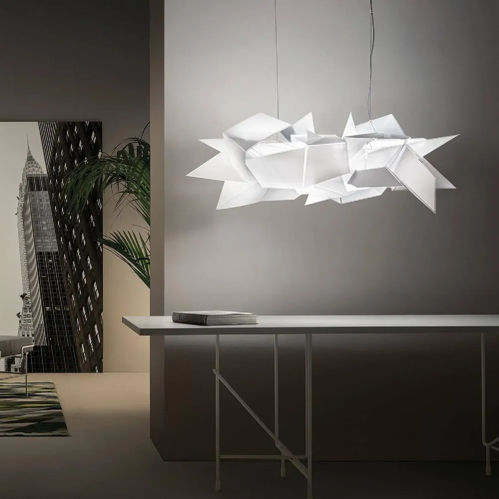 Lampe suspendue Cordoba avec éclairage LED conçue par SLAMP