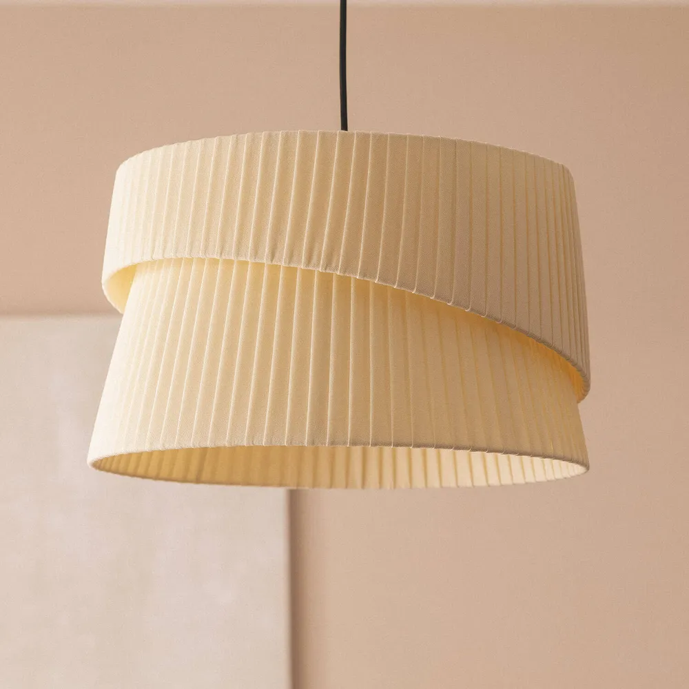 Lampe suspendue Lin kiana avec éclairage LED intégré, pour intérieur élégant.