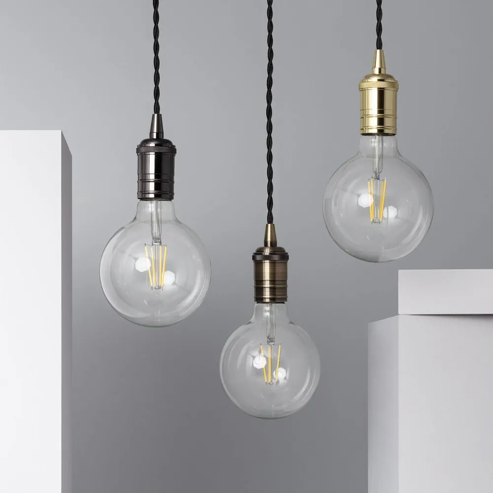 Lampe suspendue en métal Sinatra avec éclairage LED intégré