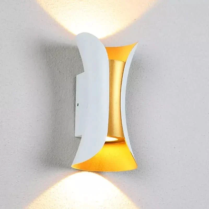 Luminaire Extérieur Design Italien | ÉclatModerne