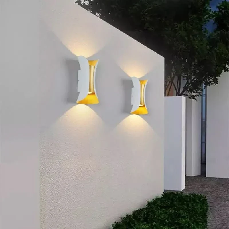 Luminaire Extérieur Design Italien | ÉclatModerne