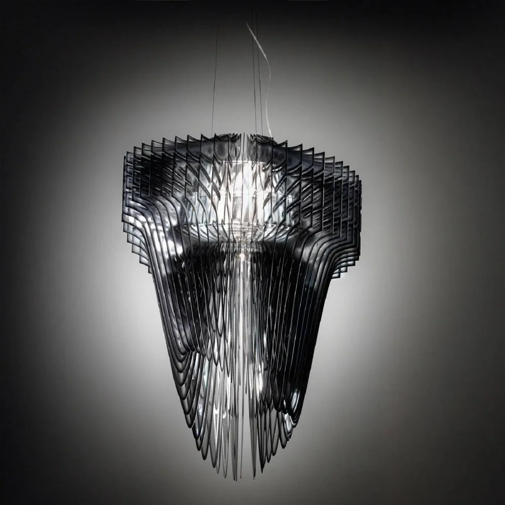 Suspension Aria XL SLAMP avec éclairage LED et finition noire dégradée