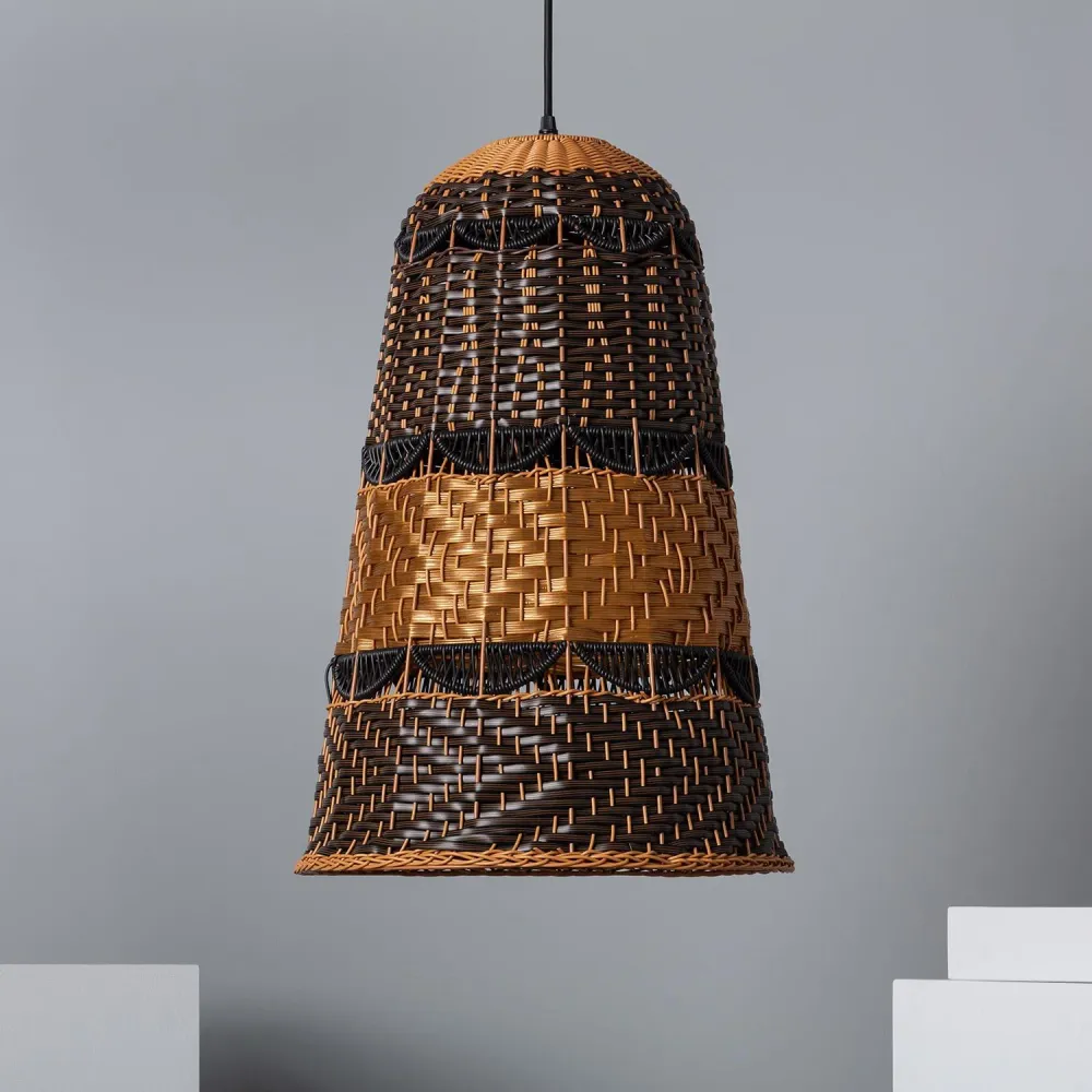 Suspension extérieure Torcelo avec éclat LED pour éclairage électronique idéal
