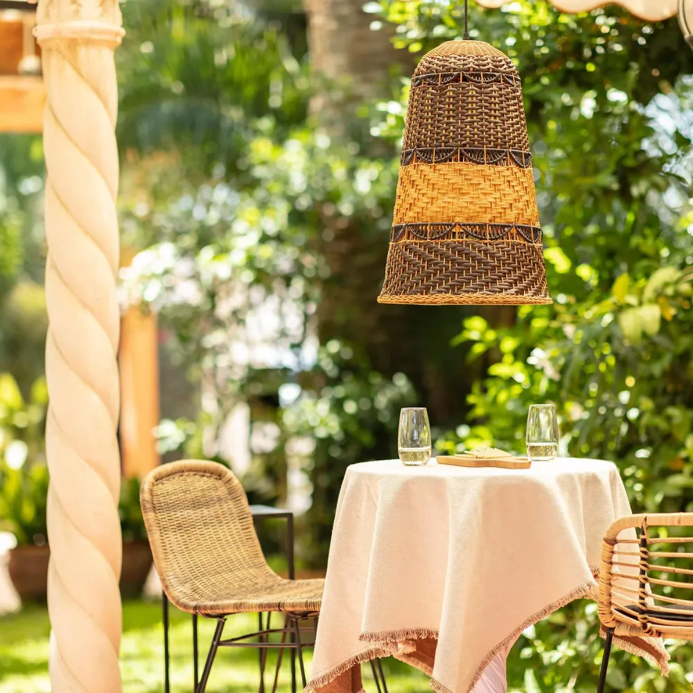 Suspension extérieure Torcelo avec éclat LED pour éclairage électronique idéal