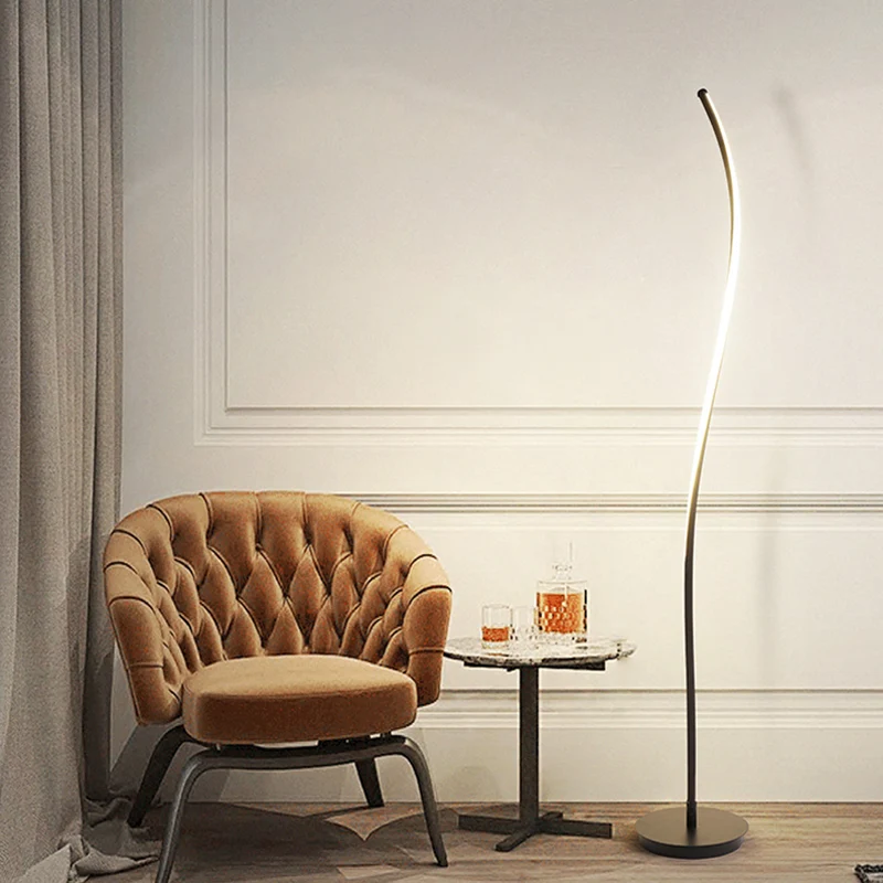 Lampe de chevet Lampe sur pied en spirale noir/blanc, lampadaire de lecture métallique LED moderniste pour salon