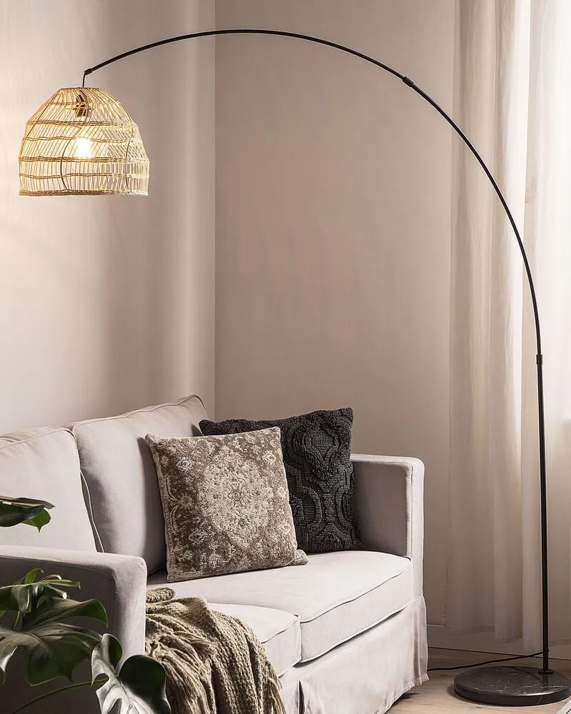 Socle en bois massif Lampe sur pied avec abat-jour en rotin évident GUAVIARE