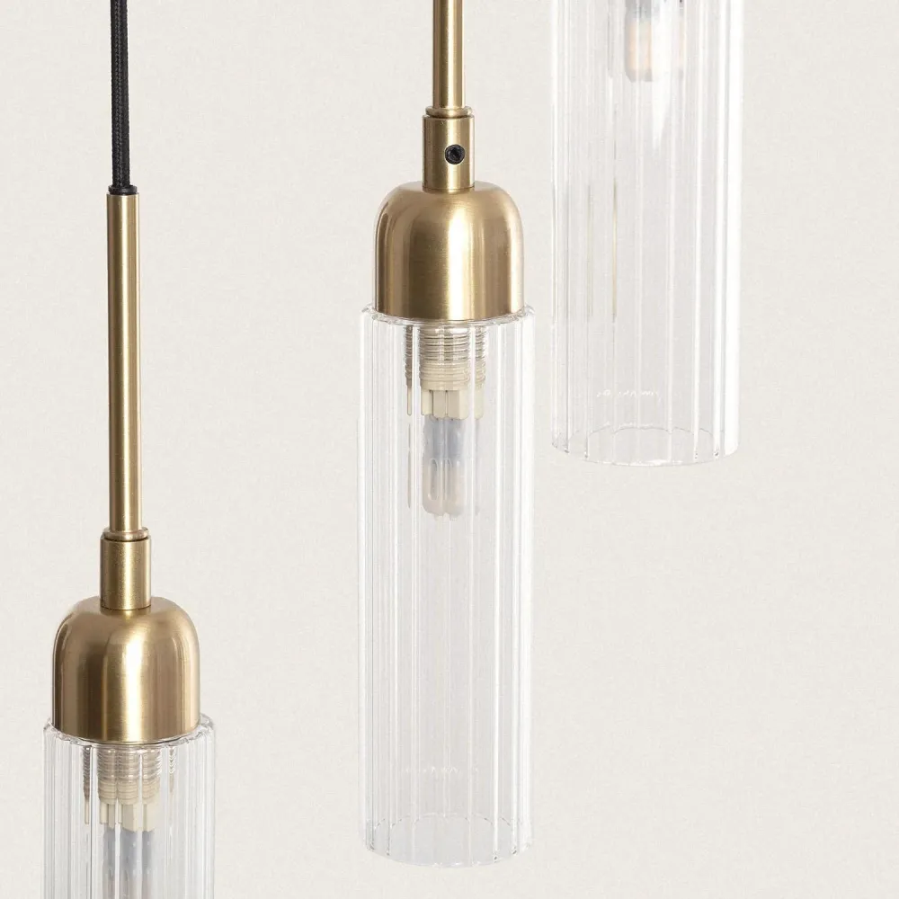 Luminaire de plafond à diffusion uniforme Lustre en verre et métal Sest avec éclairage LED intégré.
