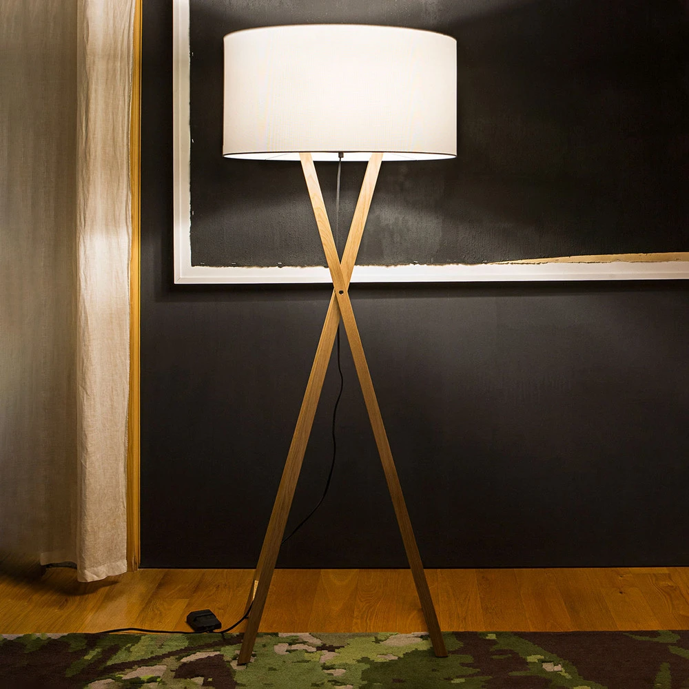 Luminaire de plafond à diffusion uniforme MARSET Cala P165 lampadaire, chêne/blanc perle