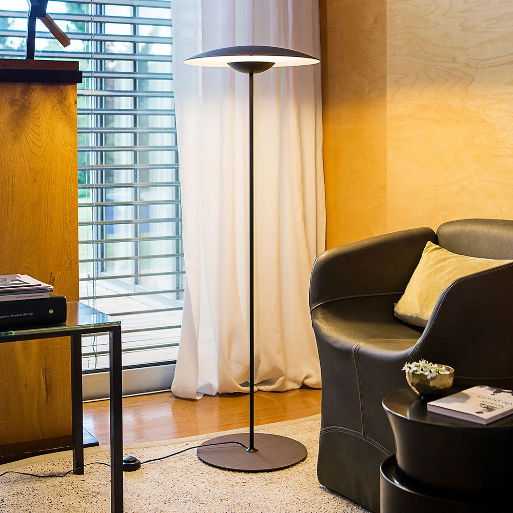 MARSET Ginger P lampadaire LED doux wenge/blanc