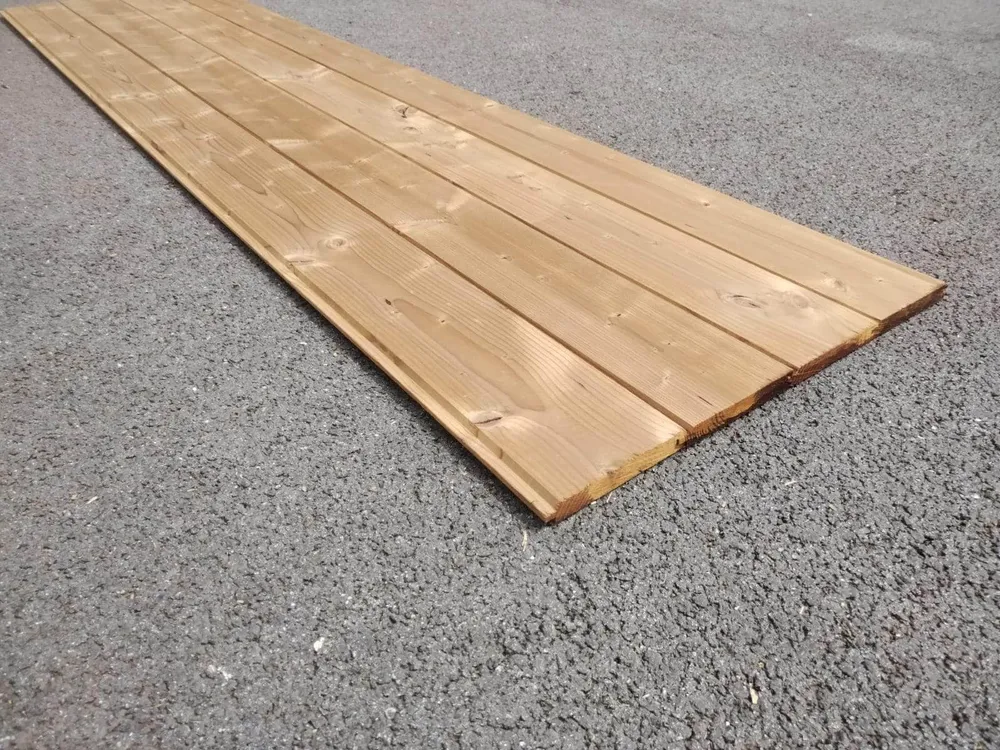 Bardage épicé classe 3 Thermowood - 19x130 - L=2,1m (profil TGV)