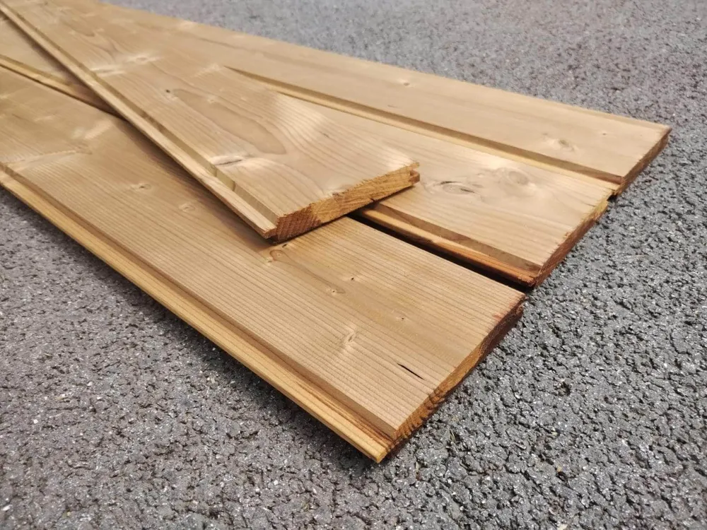 Bardage épicé classe 3 Thermowood - 19x130 - L=2,1m (profil TGV)