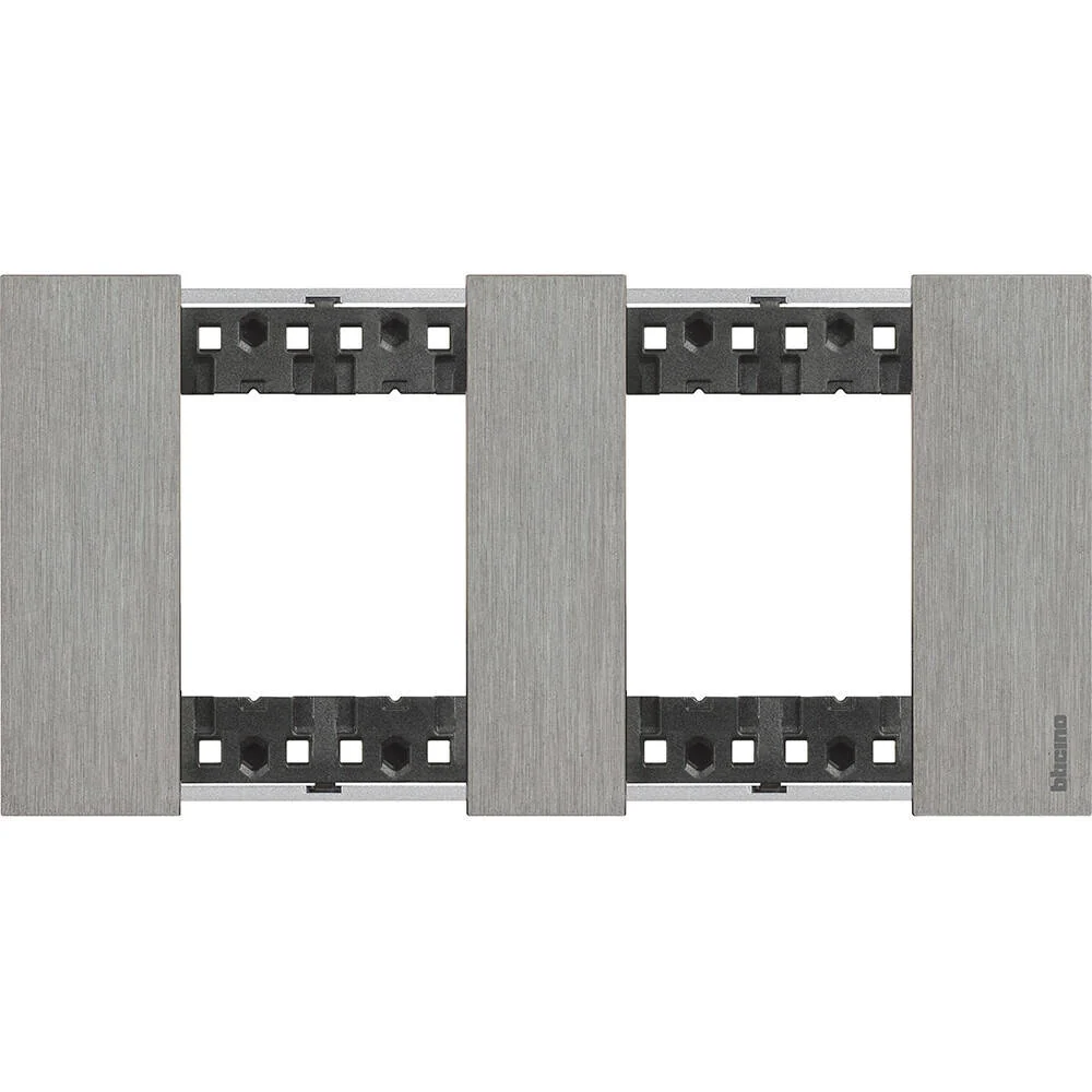 Plaque décorative 2 x 2 modules métalliques BTicino Living Now KA4802M2_