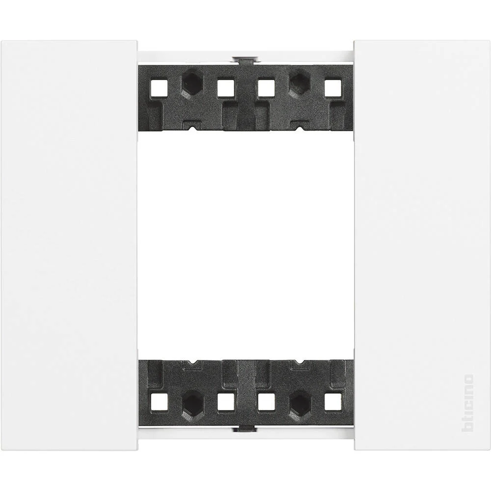 Plaque de finition 2 modules BTicino Living Now KA4802K