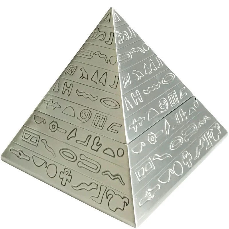 Ponceuse orbitale Cendrier Pyramide de Saqqarah