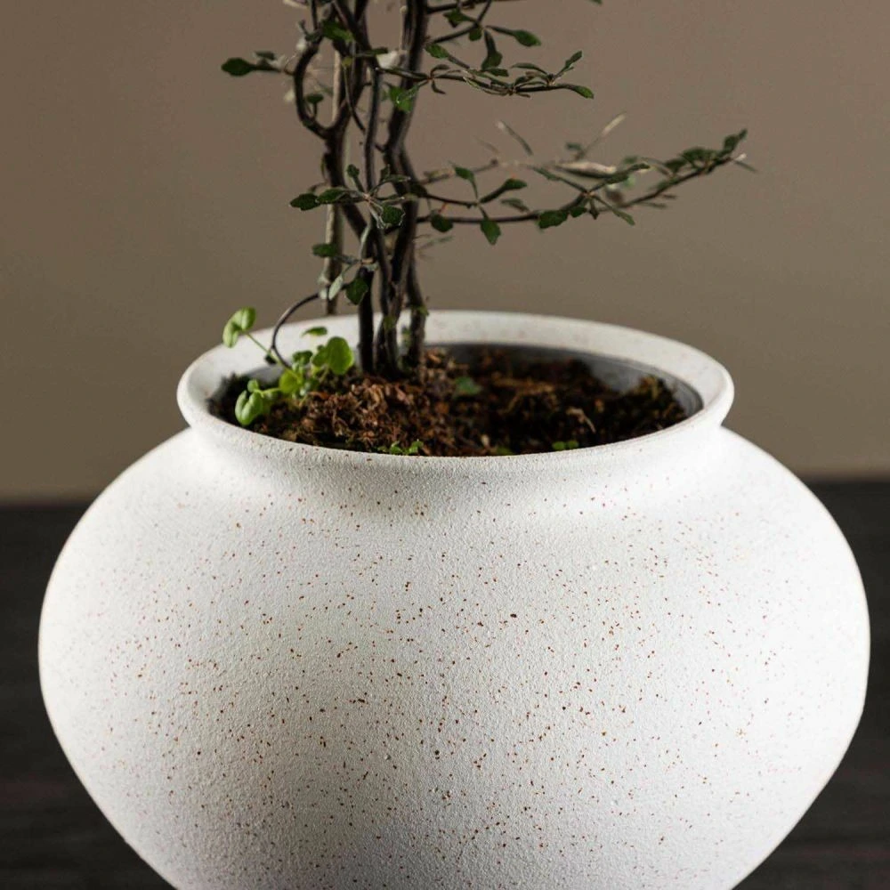 Robuste Vase en grès rellis 11x18 cm