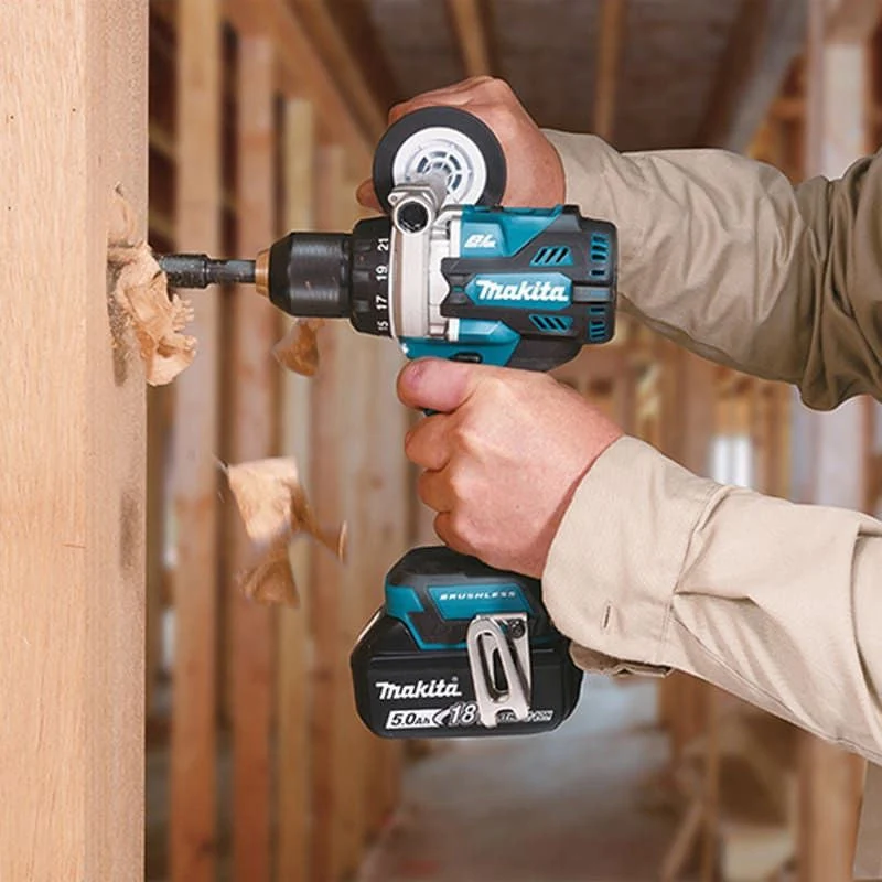 Perceuse visseuse sans-fil MAKITA 18V Li-ion DDF486Z Brushless -Machine seule