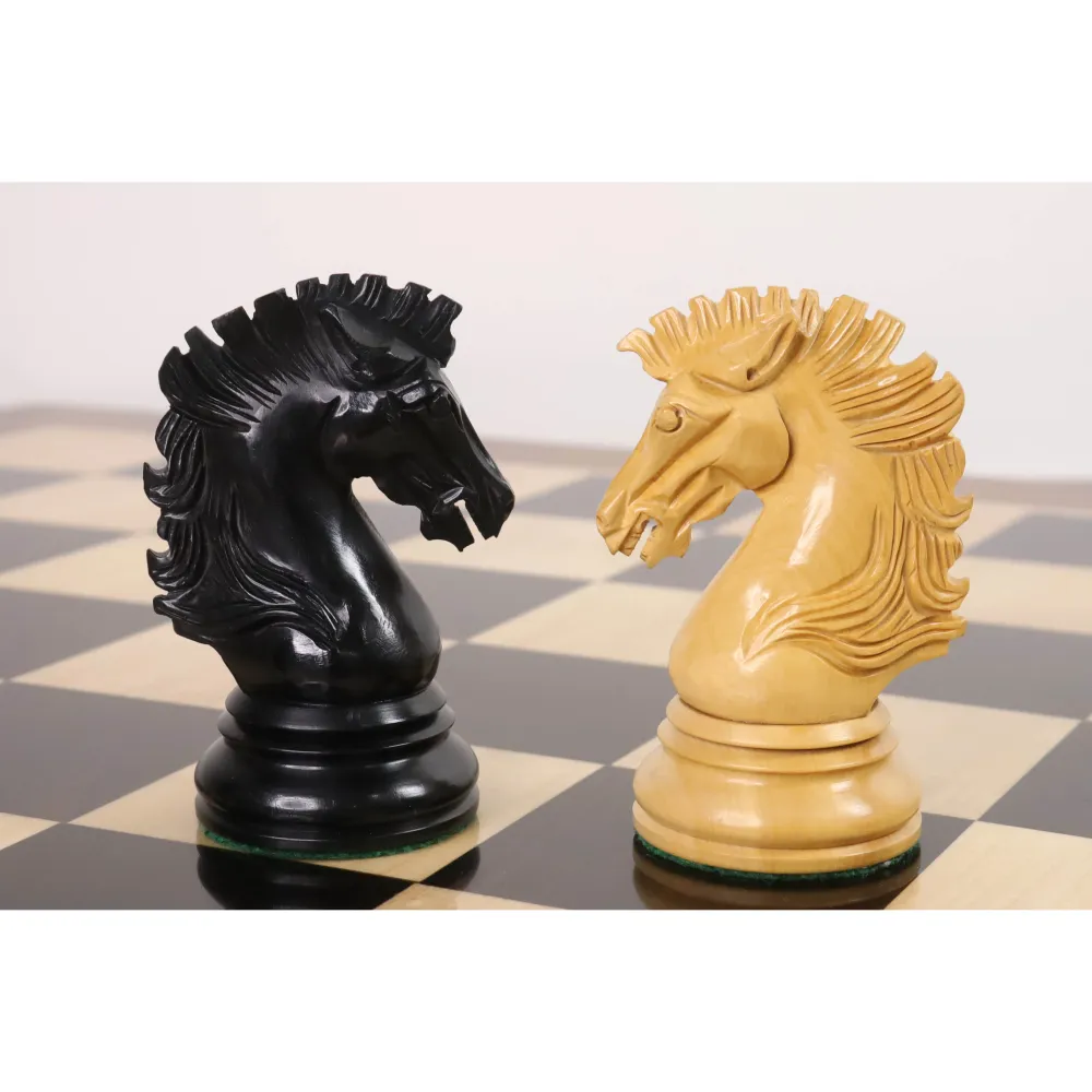 Alexandria Raffiné Staunton - Pièces d'échecs en bois d'ébène à trois poids avec un échiquier en bois d'ébène et d'érable...