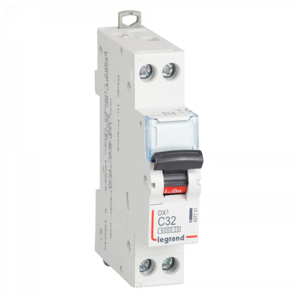 Disjoncteur automatique tertiaire DX³ LEGRAND 1P+N courbe C 10kA 10-32A à montage rapide