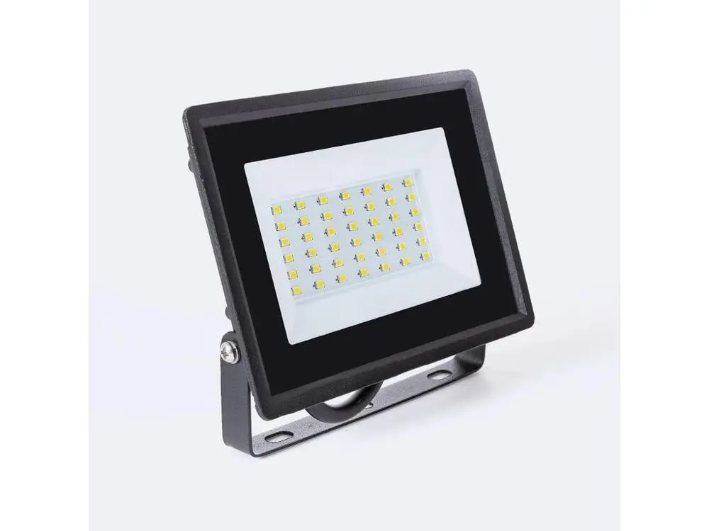 Ledkia Projecteur LED 30W 120lm/W IP65 S2