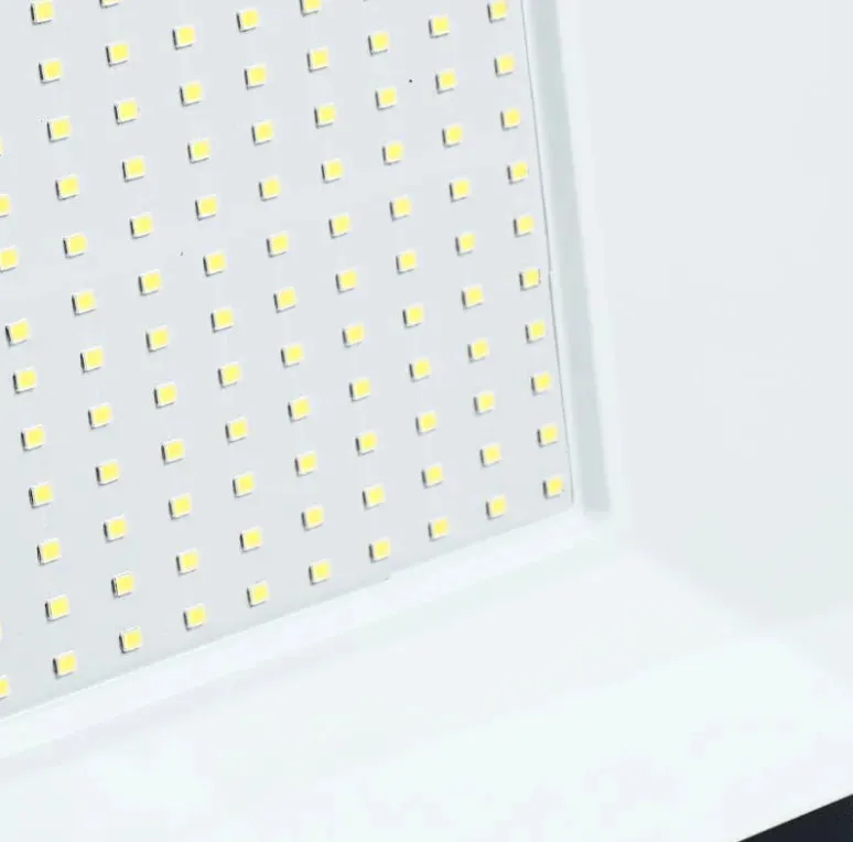 Spot encastrable Projecteur LED 300W, 6500K, Luminaire Exterieur Pour Patio, Terrasse, Jardin, Garage, Usine