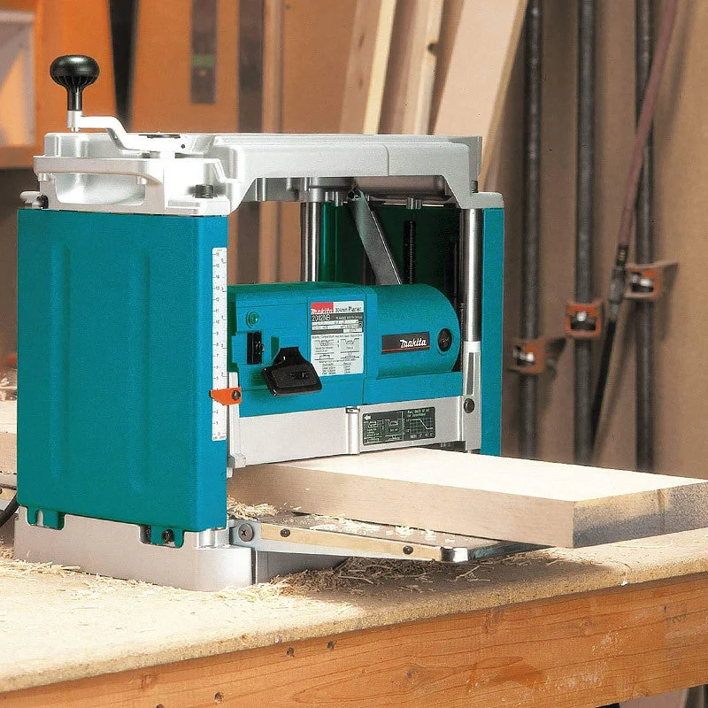Raboteuse MAKITA 2012NBX 1650W avec Fonction Percussion