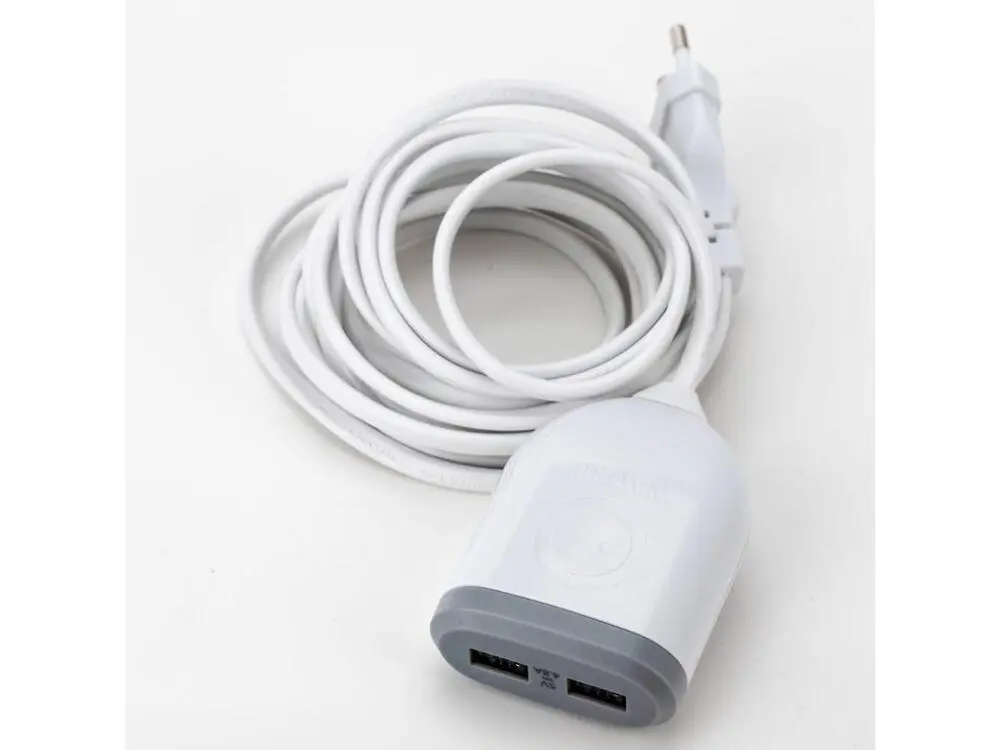 Multiprise parasurtenseur Rallonge 3m avec 2x USB 4,8A à charge ultra précipité - Blanc