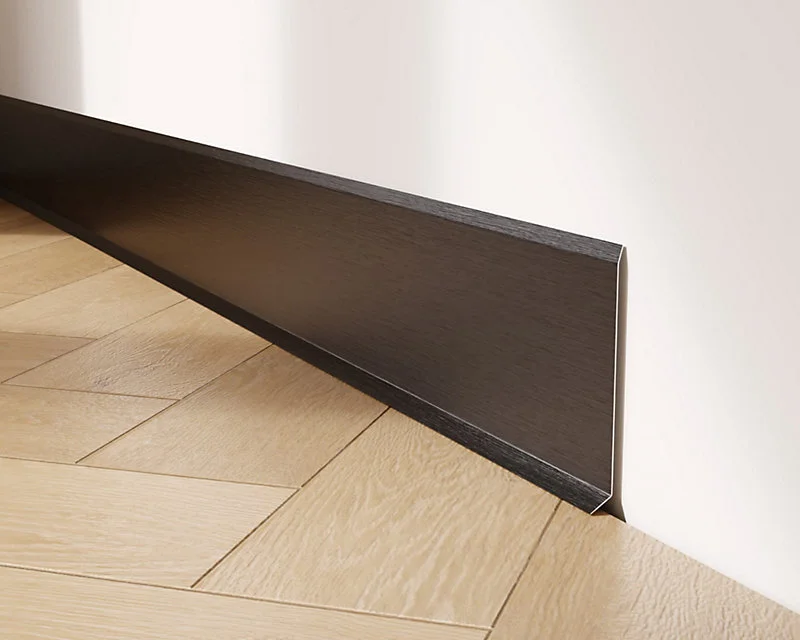 Plinthe décorative pour mur Ilcom F Noir satiné - 100mm x 2700mm x 0,65 ep.