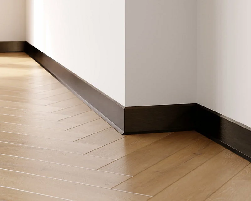 Plinthe décorative pour mur Ilcom F Noir satiné - 100mm x 2700mm x 0,65 ep.
