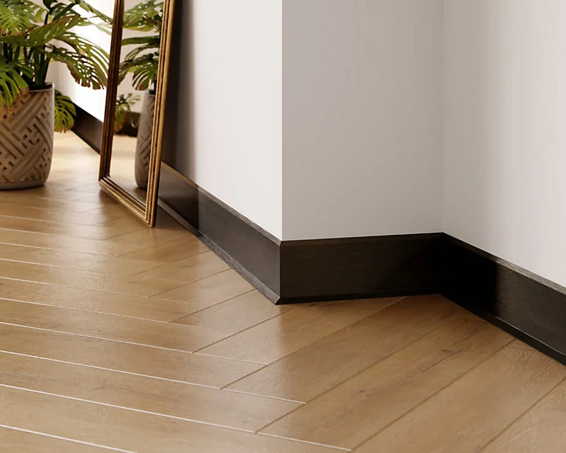 Plinthe décorative pour mur Ilcom F Noir satiné - 100mm x 2700mm x 0,65 ep.