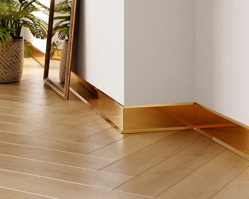 Plinthe décorative pour mur Ilcom F Or poli - 60mm x 2700mm x 0,65 ep.