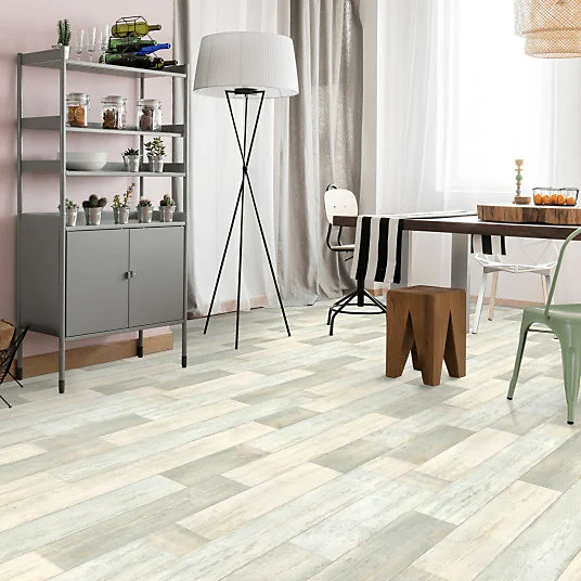 Sol Vinyle First - Imitation parquet classique blanchi - Rouleau de 3m x 3m