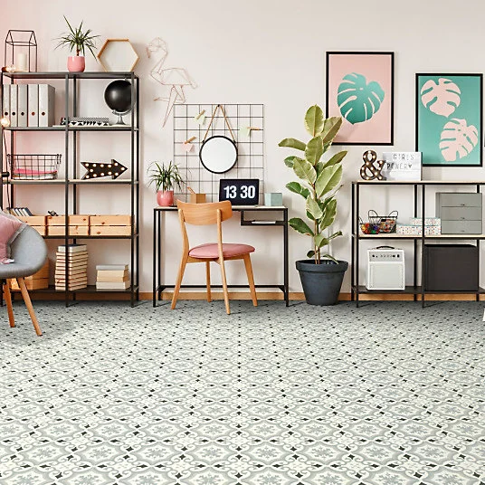 Sol Vinyle Textile - Rénove acoustique - Effet carreaux de ciment arabesque - Gris bleuté - Rouleau de 3m x 18m