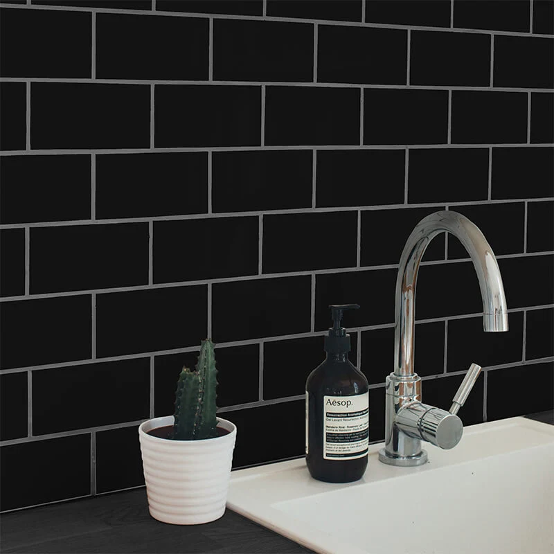 Tuile de céramique porcelaine - Collection Liso disponible en 1 taille,1 couleur et 1 finition.