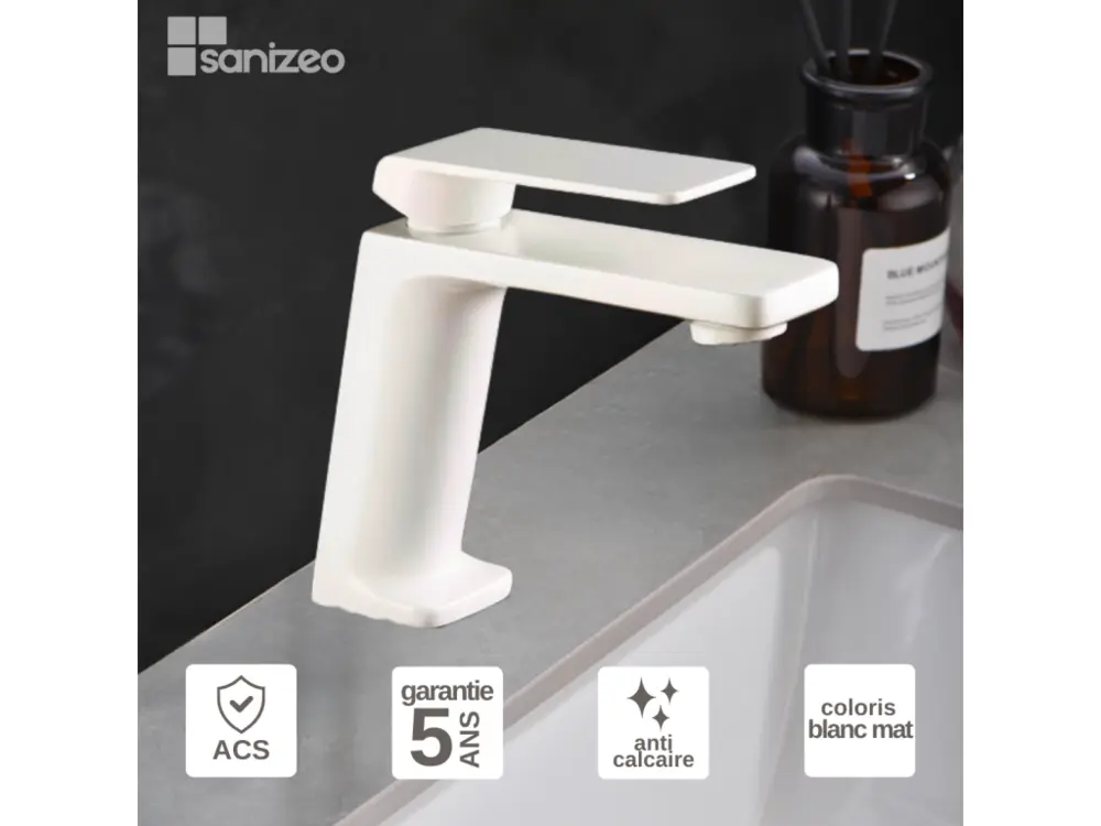 Robinet Mitigeur de Lavabo anti-calcaire Bec Bas Blanc Mat IMEX Sanizéo FIYI BDF016-1BL