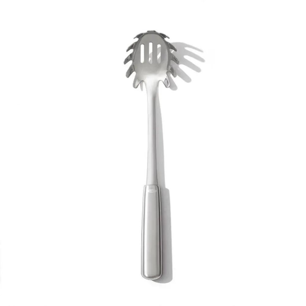 Cuillère à spaghetti OXO Steel™ - Installation Facile