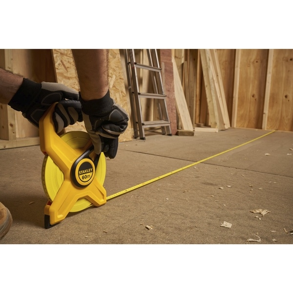 Mesure longue avec ruban en fibre de verre 60 mètres x 12,7 mm - STANLEY