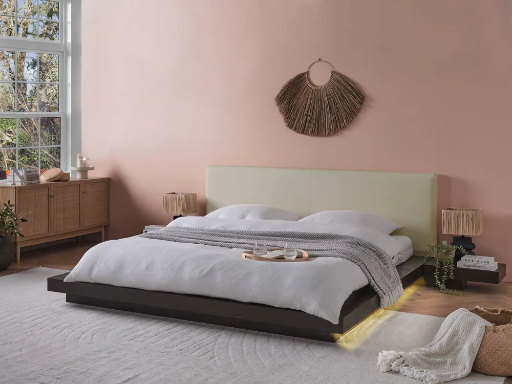Bed met LED-verlichting hout donkerbruin 180 x 200 cm ZEN