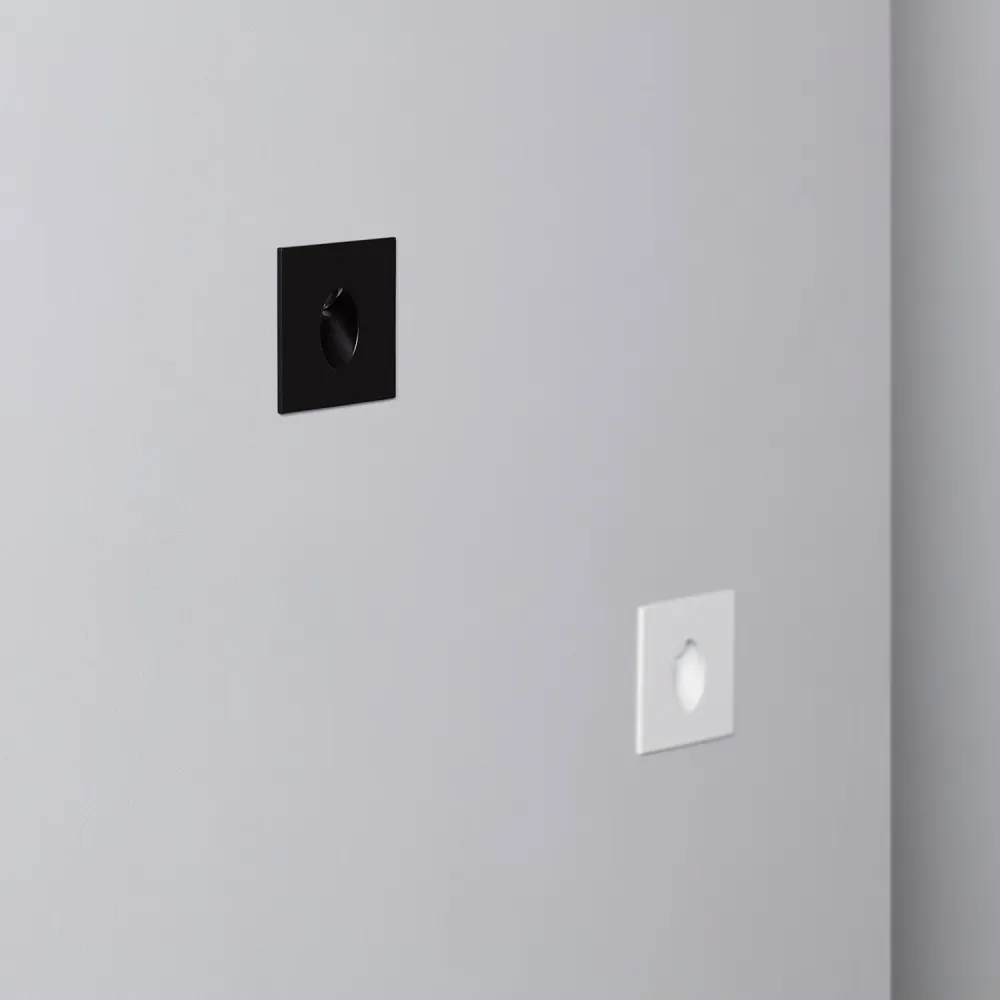 Éclairage LED mural carré encastré modèle Adam en finition blanche avec télécommande