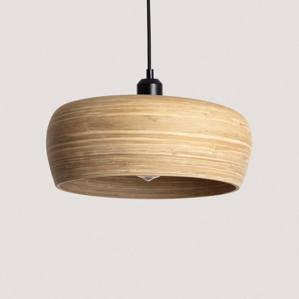 Éclairage LED par suspension haute en bambou Shuka Sari d'ILUZZIA avec base en bois