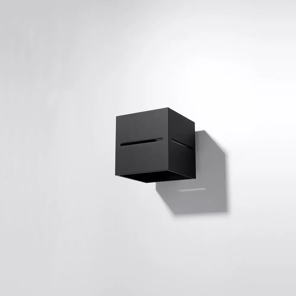 Lampe murale électronique Lobo avec éclairage LED de marque SOLLUX. Éclairage chaud 2700K