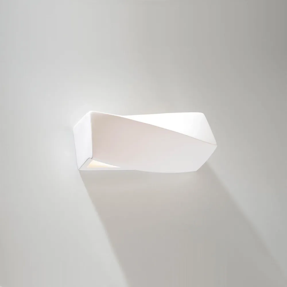 Lampe murale Réduit Sigma de SOLLUX équipée d’éclairage LED.