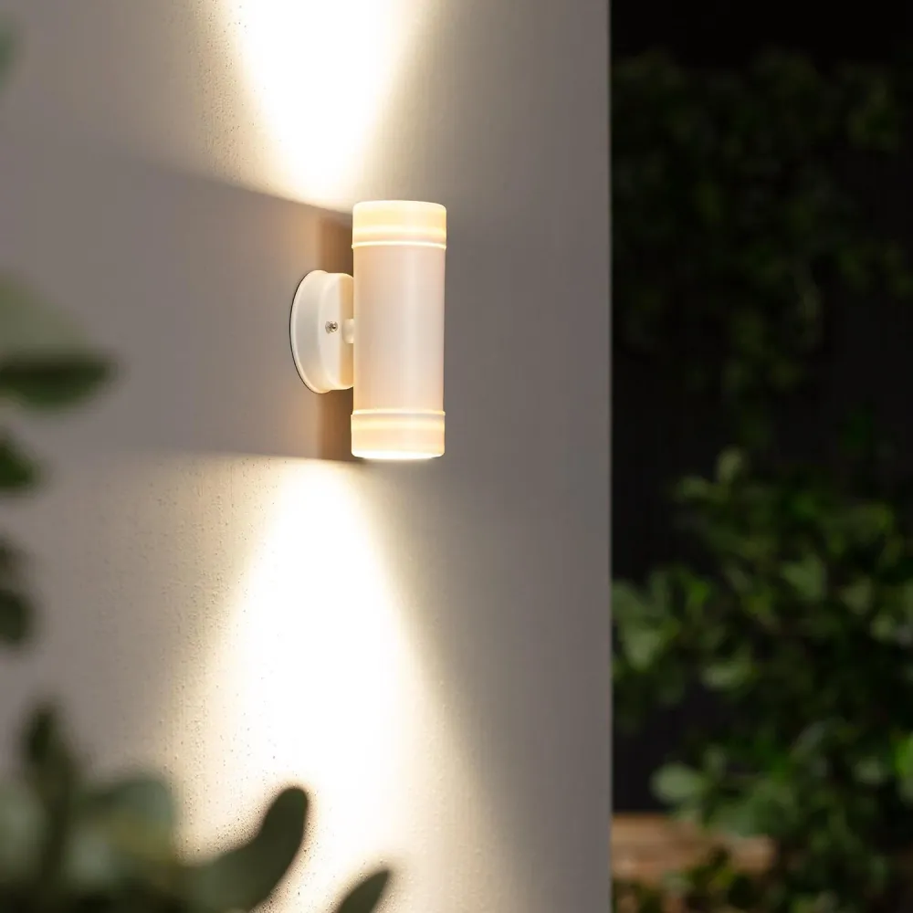 Luminaire mural extérieur satin avec éclairage LED à doublement face