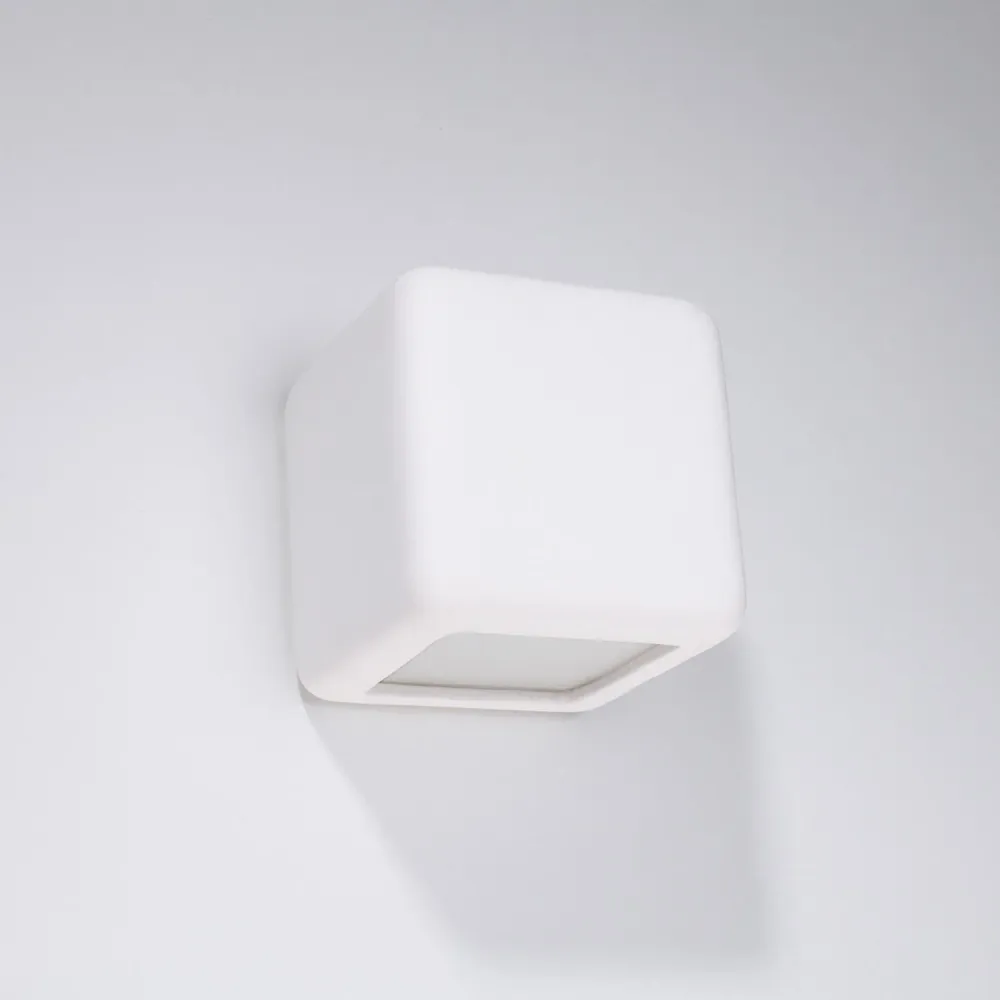 Lustre à cristaux Luminaire LED mural Nesta par SOLLUX éclairage mural contemporain.