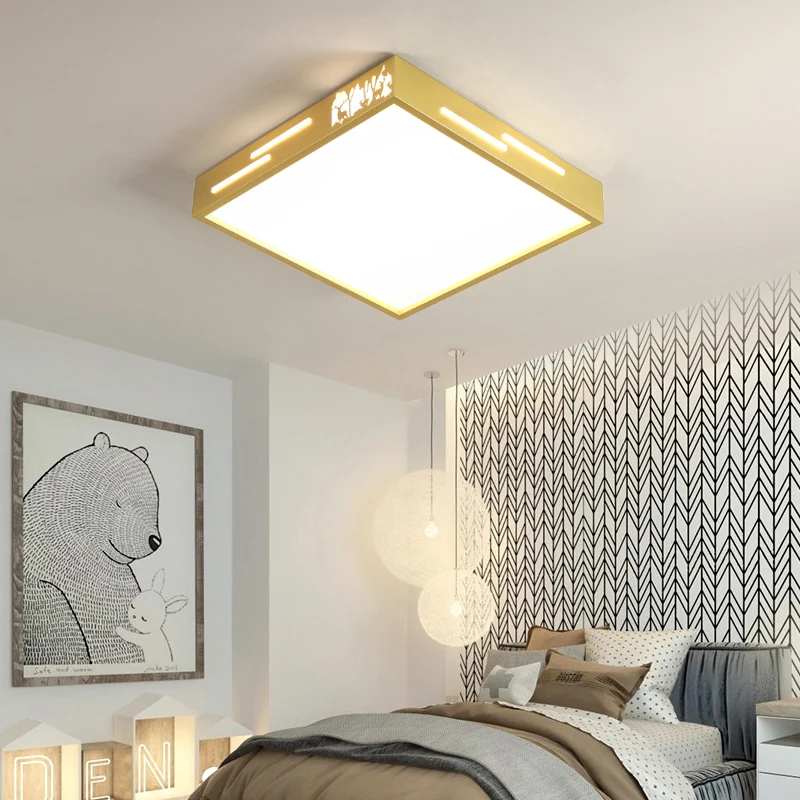Lustre à cristaux Plafonnier LED carré en métal, finition dorée contemporaine, plafonnier avec diffuseur en acrylique, lum...