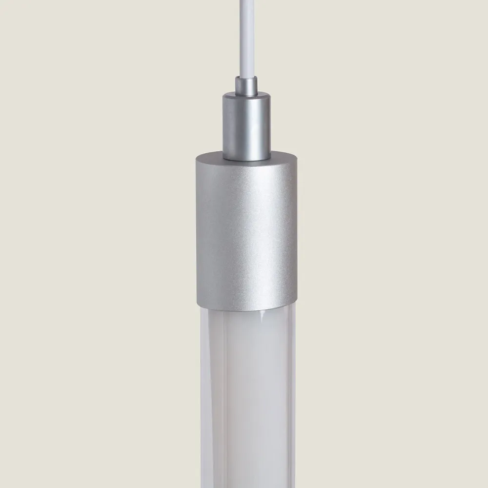 Lustre récent à éclairage LED Grandline pour suspension lumineuse. Matériau : Verre soufflé