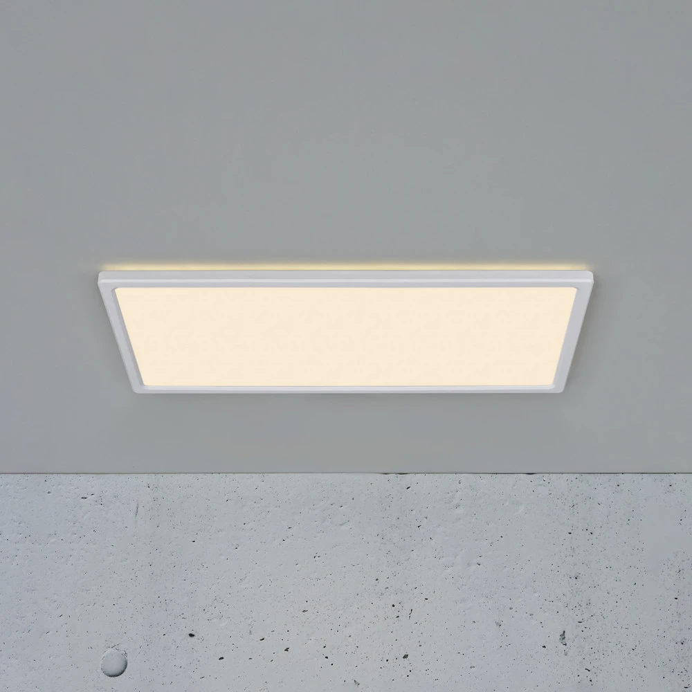 Plafonnier LED Harlow Autonome 60 CCT et RVB pour décoration de Noël