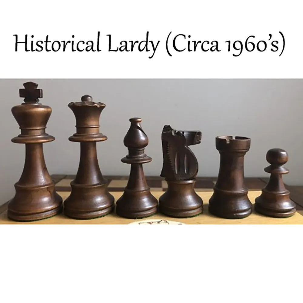 Jeu d'échecs français amélioré Lardy - Pièces d'échecs seules - Buis antique - Roi 3.9".