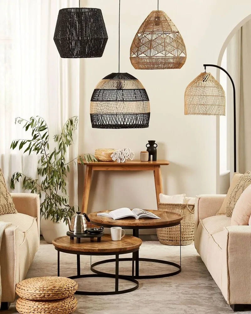 Lampe suspendue en rotin chamois naturel et noir BUMI