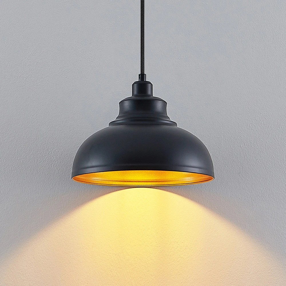 Lindby Emna suspension à une lampe, noir et or à fixation clip