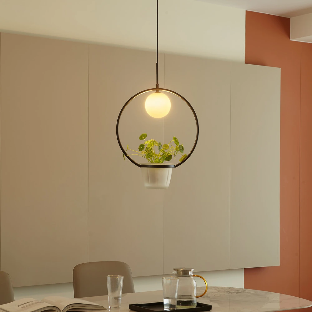 Lindby Orna suspension à 1 lampe ampoule fleur avec diffuseur opale